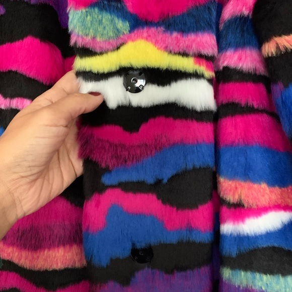 Karl Lagerfeld multi color, soft faux fur coat. - Picture 4 of 5